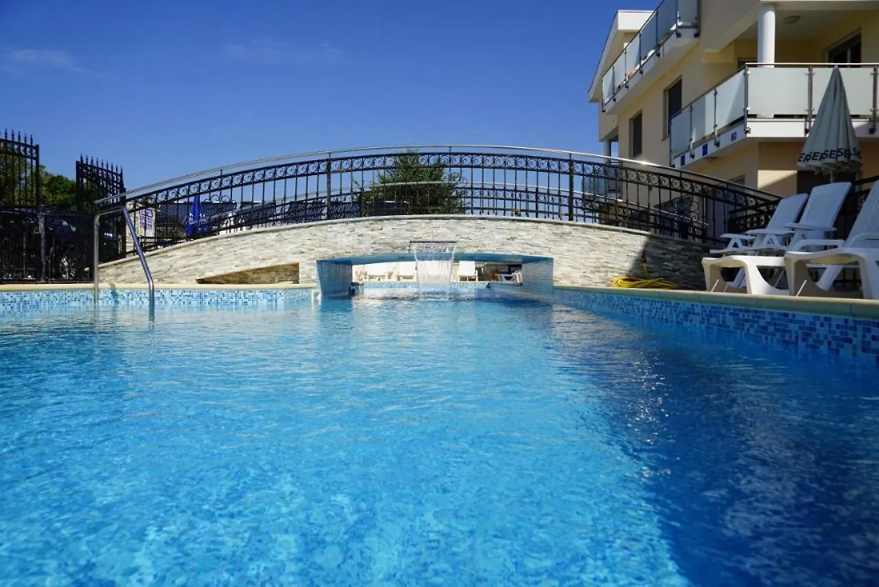 Apartment Villa Laura Funtana
